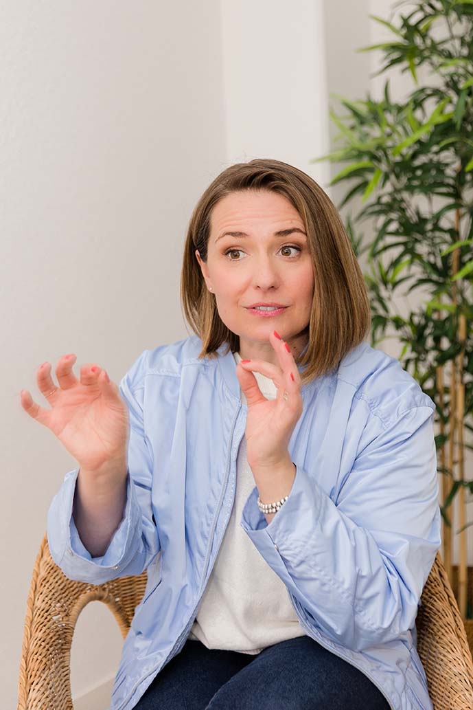 Dunja-Maria Bischof, Coach und Brückenbauerin für Menschen mit Tiefgang